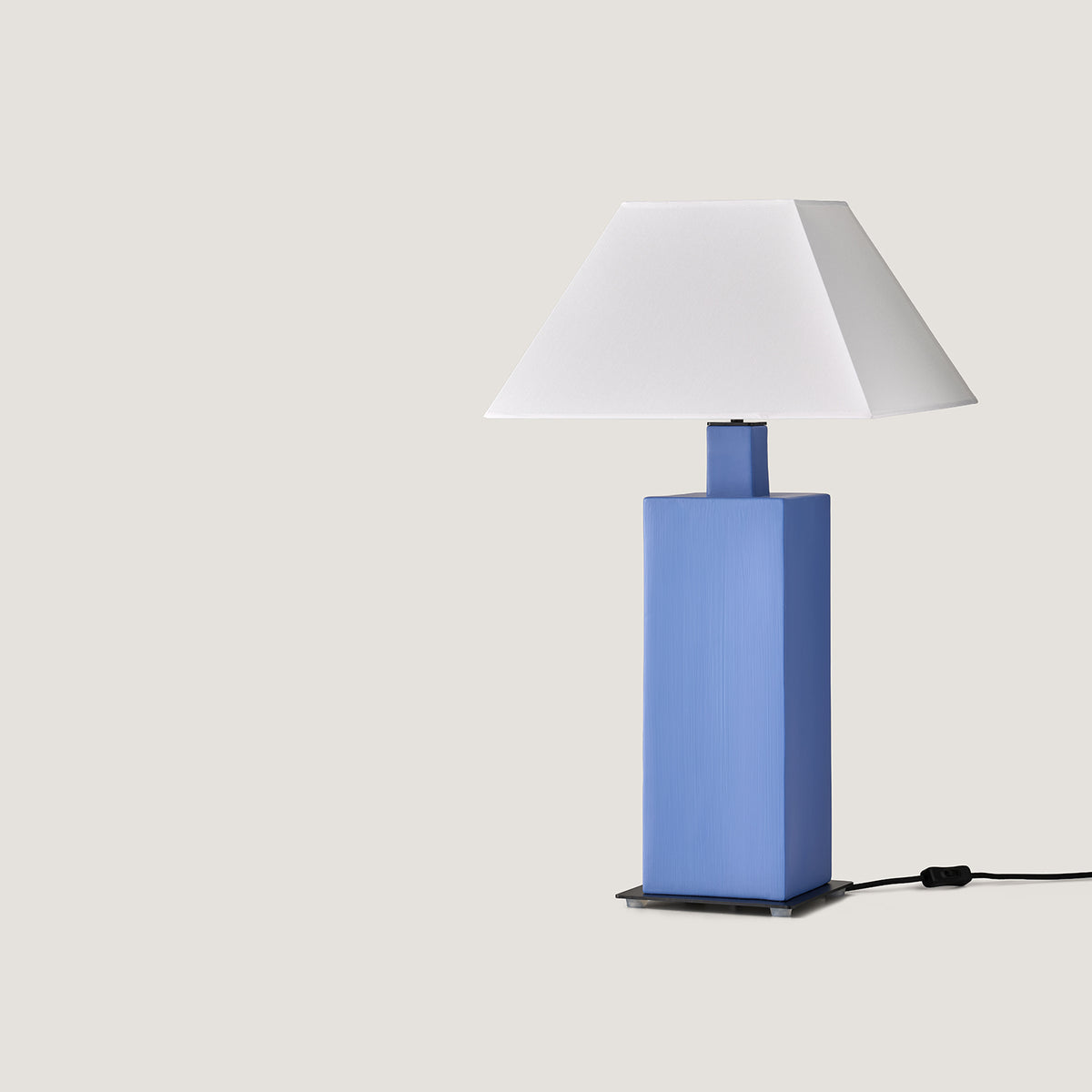 Syal Table Lamp, image: Aromas