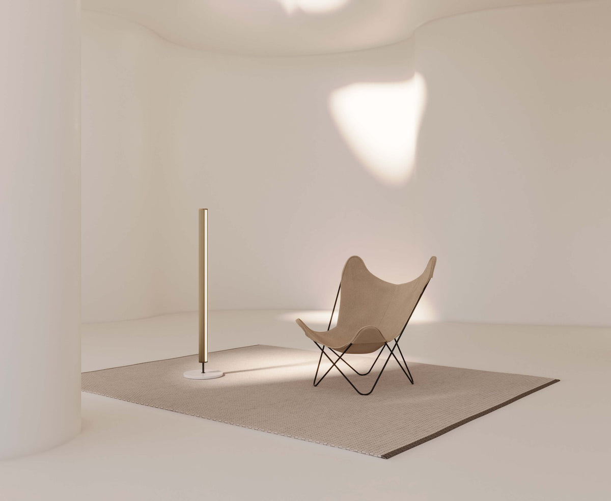 Niro Floor Lamp, image: Aromas