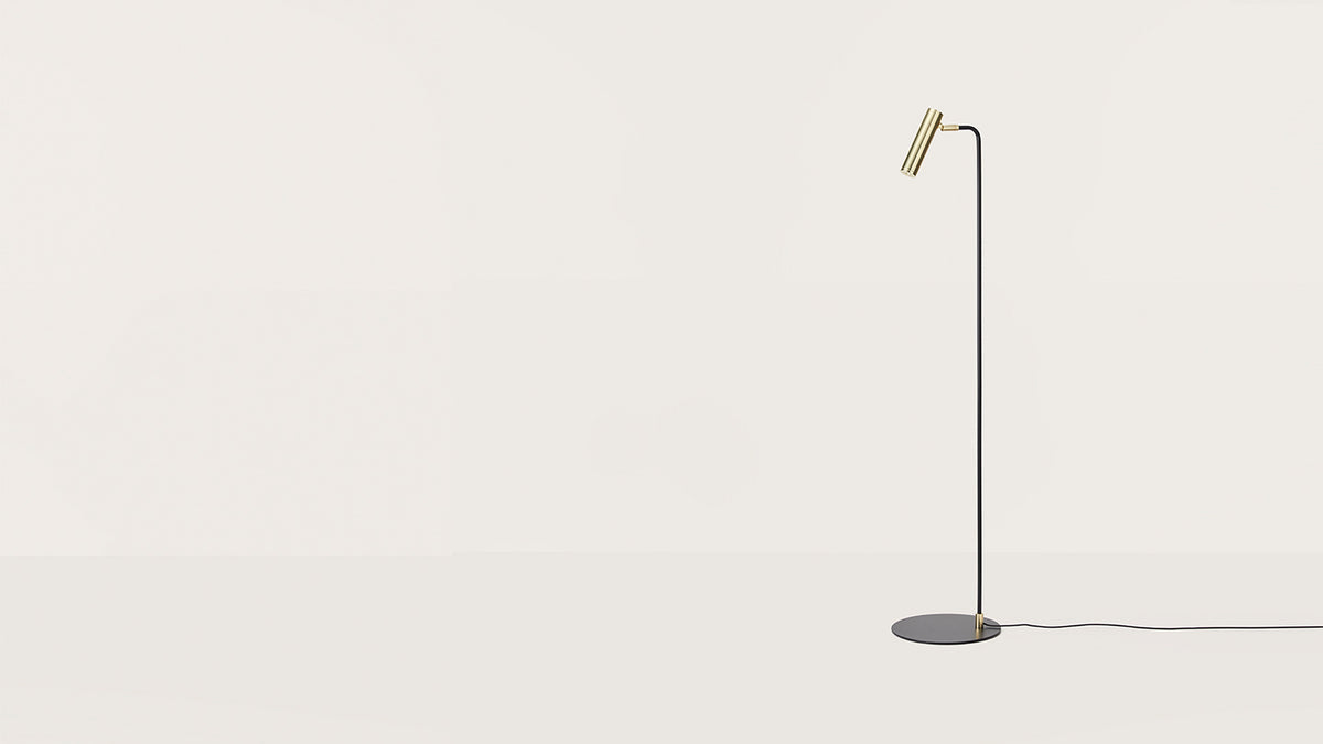 Maru Floor Lamp, image: Aromas