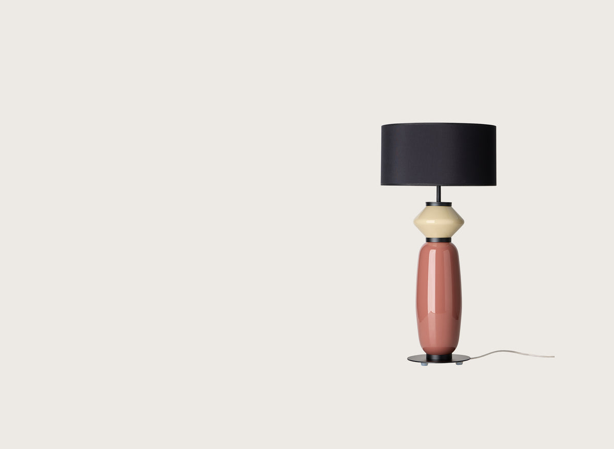 Papi Table Lamp, image: Aromas