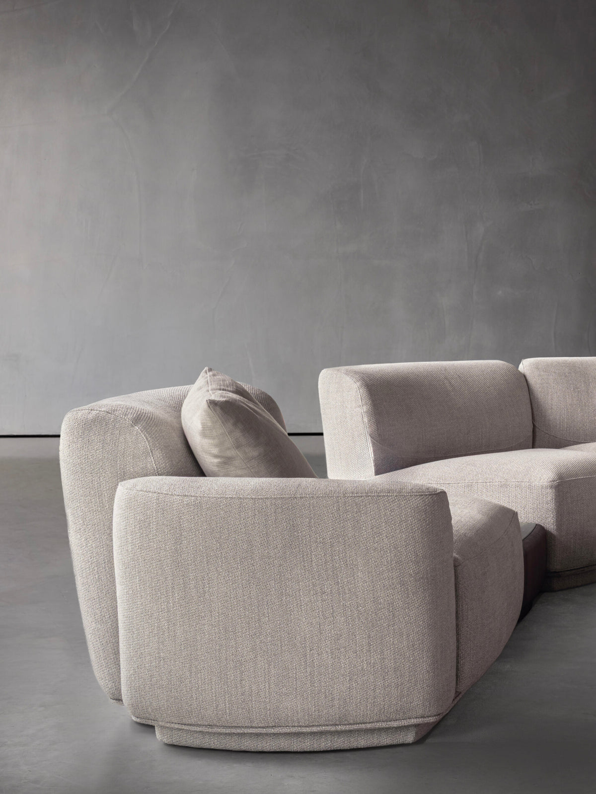 Piet Boon Pam sofa side view, image: Piet Boon