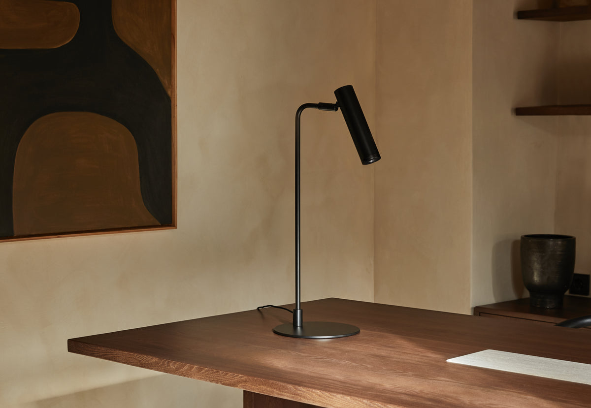 Maru Table Lamp, image: Aromas