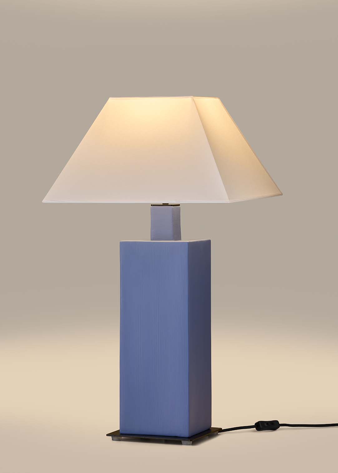 Syal Table Lamp, image: Aromas