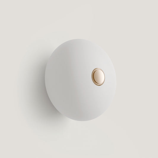 Toulon Wall Lamp, image: Aromas