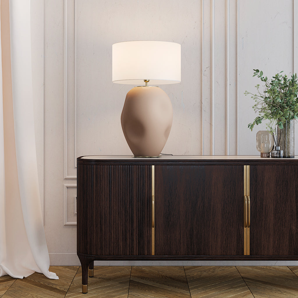 Ural Table Lamp, image: Aromas