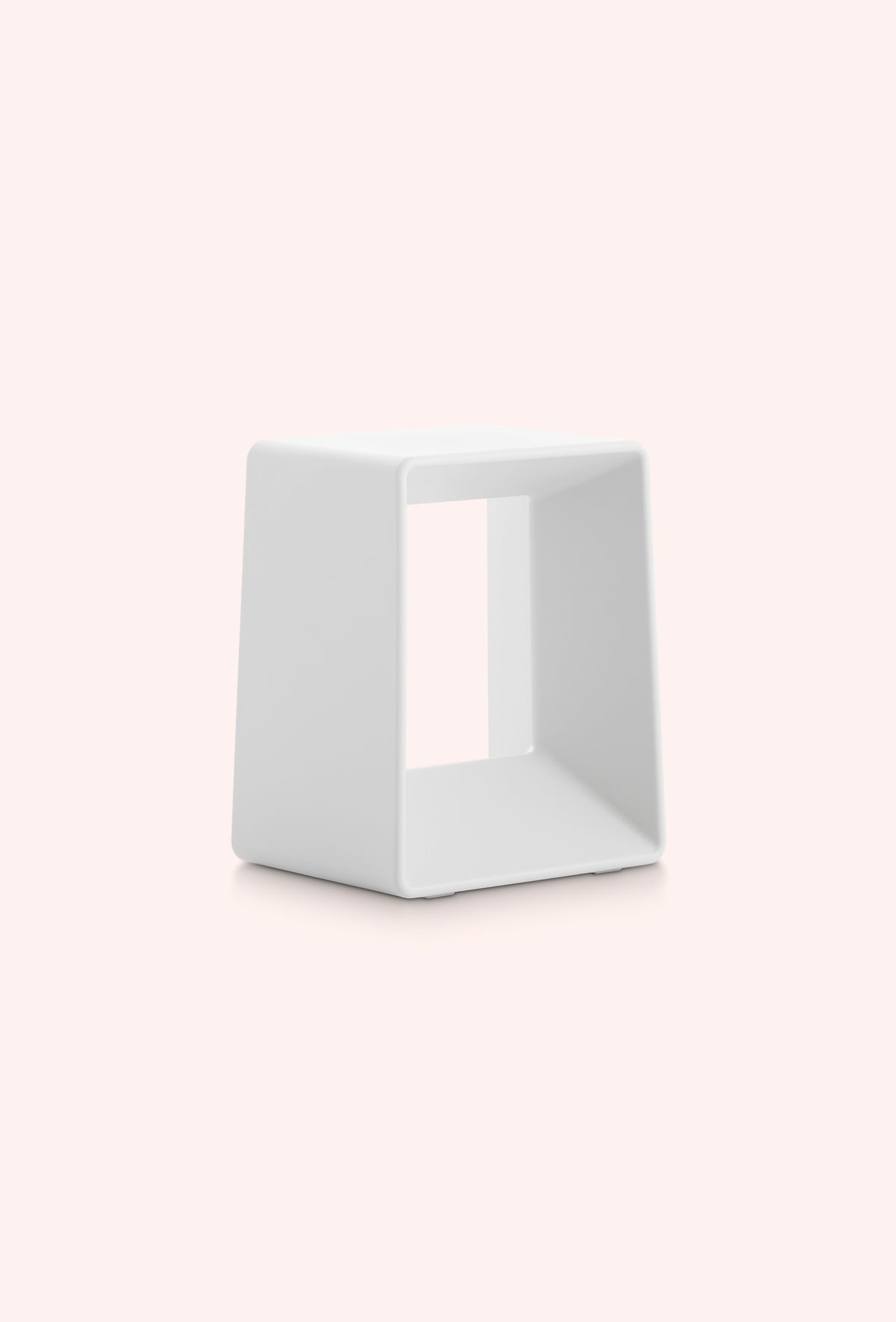 Diabla Air low stool in white