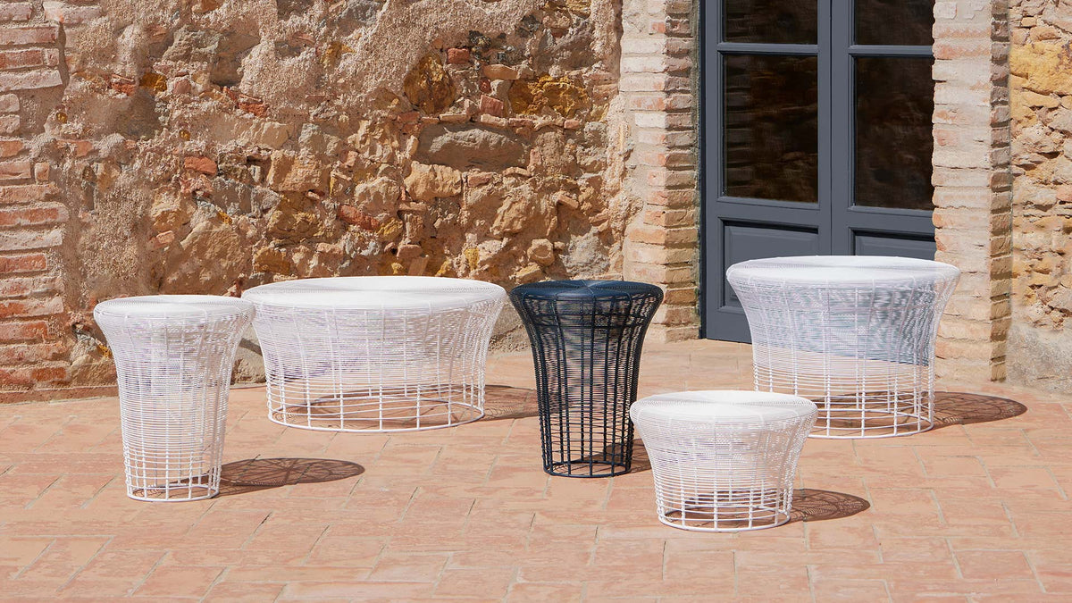 Aram coffee table, image: Gandia Blasco