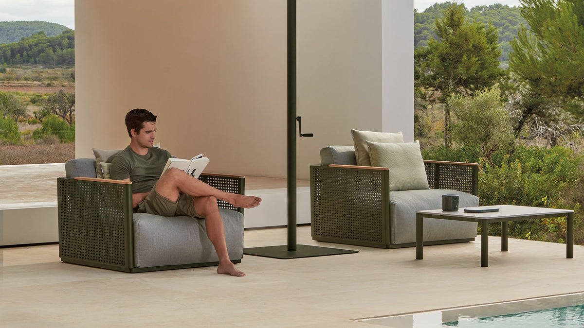 Bosc coffee table, image: Gandia Blasco