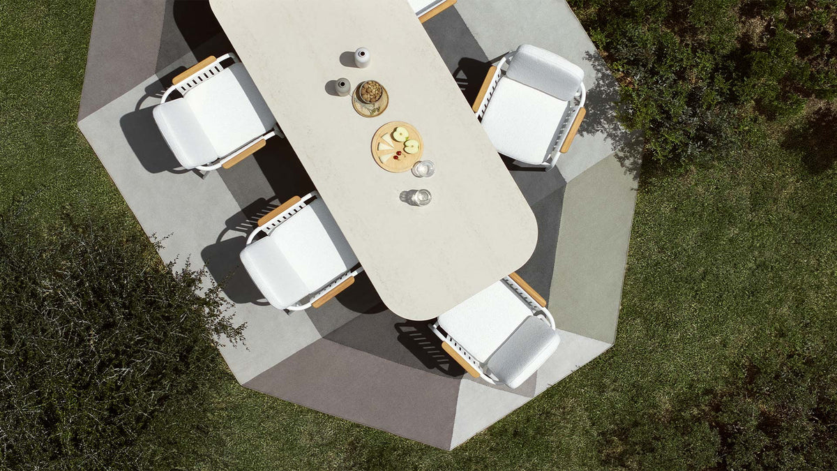 Capa Dining Table, image: Gandia Blasco