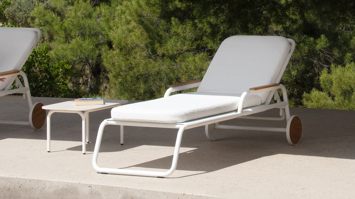 Capa Side Table, image: Gandia Blasco