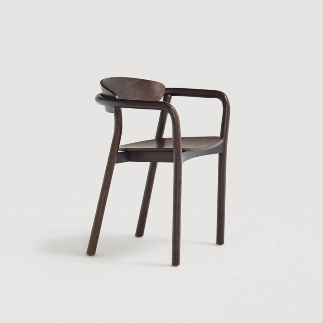 Capdell Cécile Armchair, ash, image: Capdell