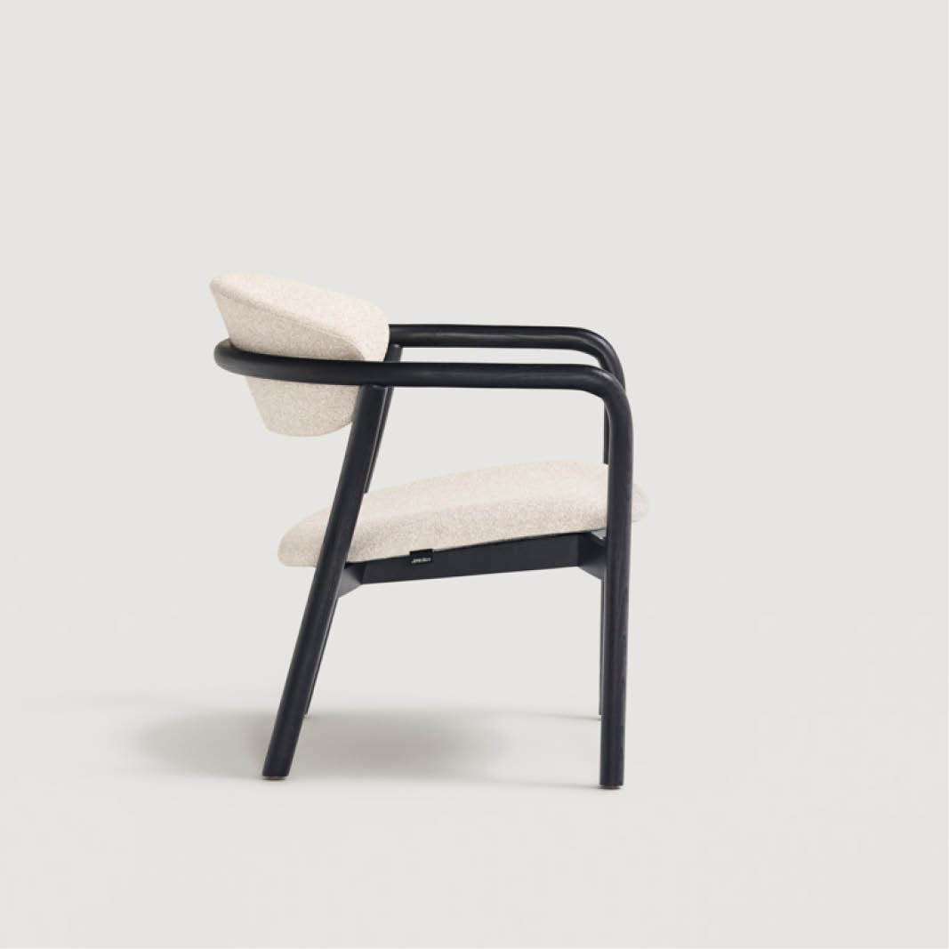 Capdell Cécile Lounge Chair, image: Capdell