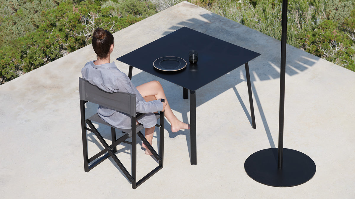 Clack! folding chair, image: Gandia Blasco