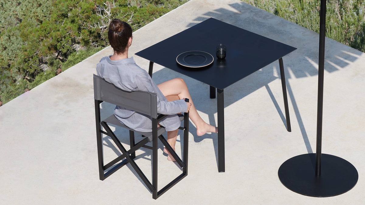 Clack! folding chair, image: Gandia Blasco