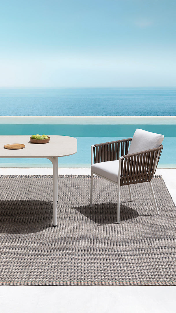 Corda dining armchair, image: Gandia Blasco