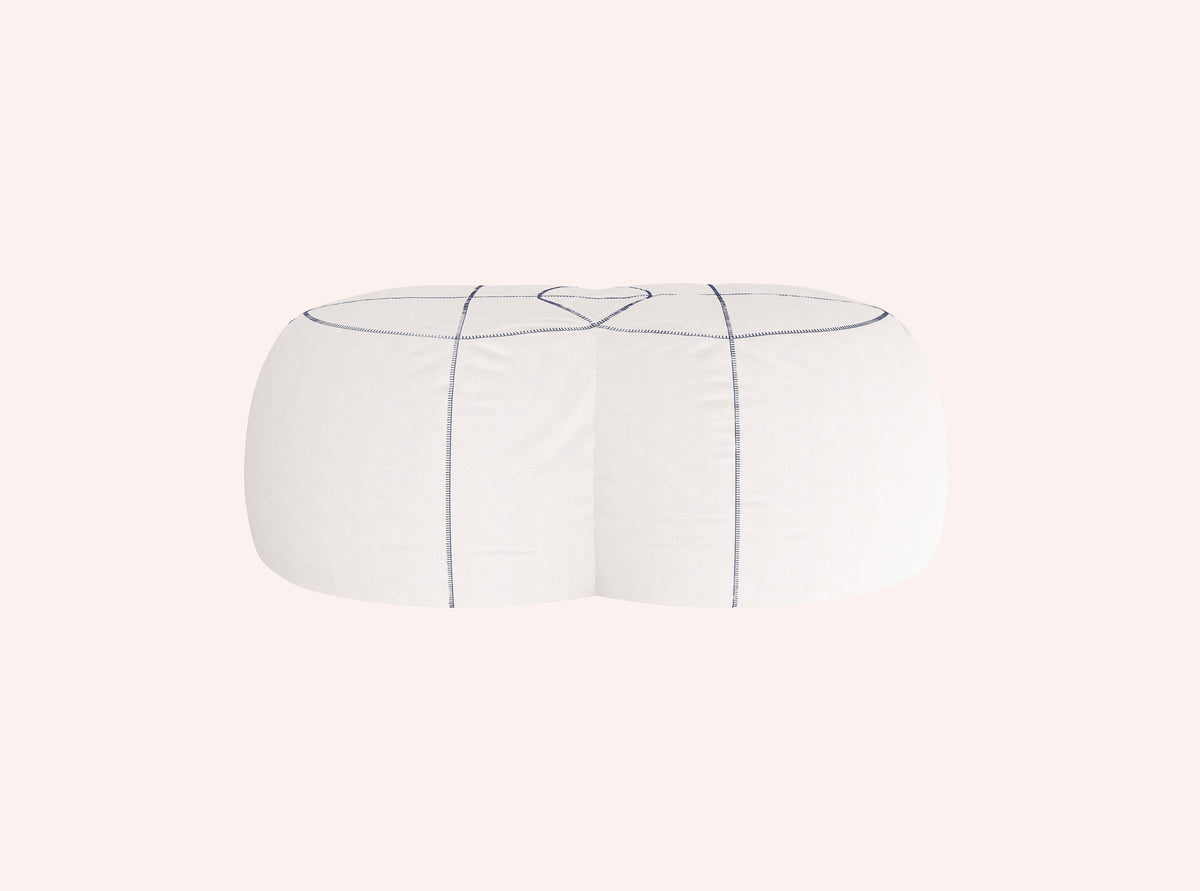 Costuras XL Twin Ball Pouf, image: Diabla