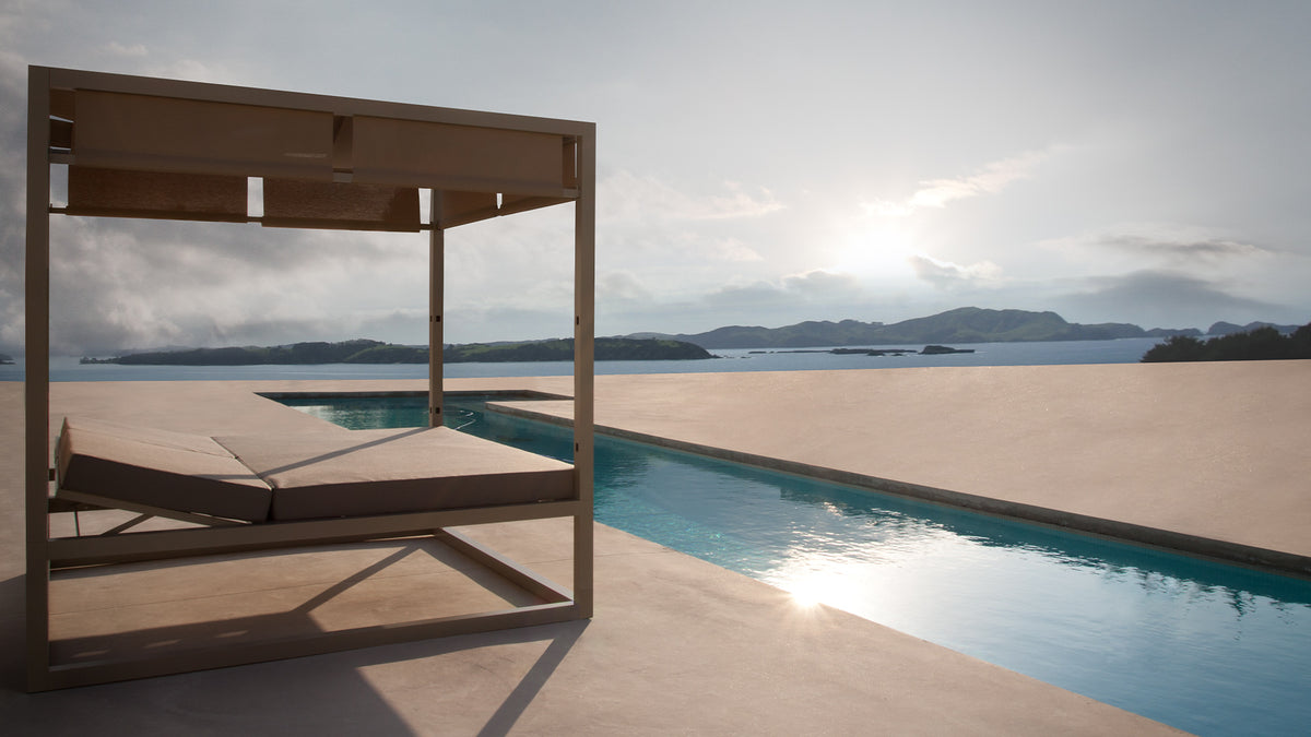 Elevated Daybed, image: Gandia Blasco