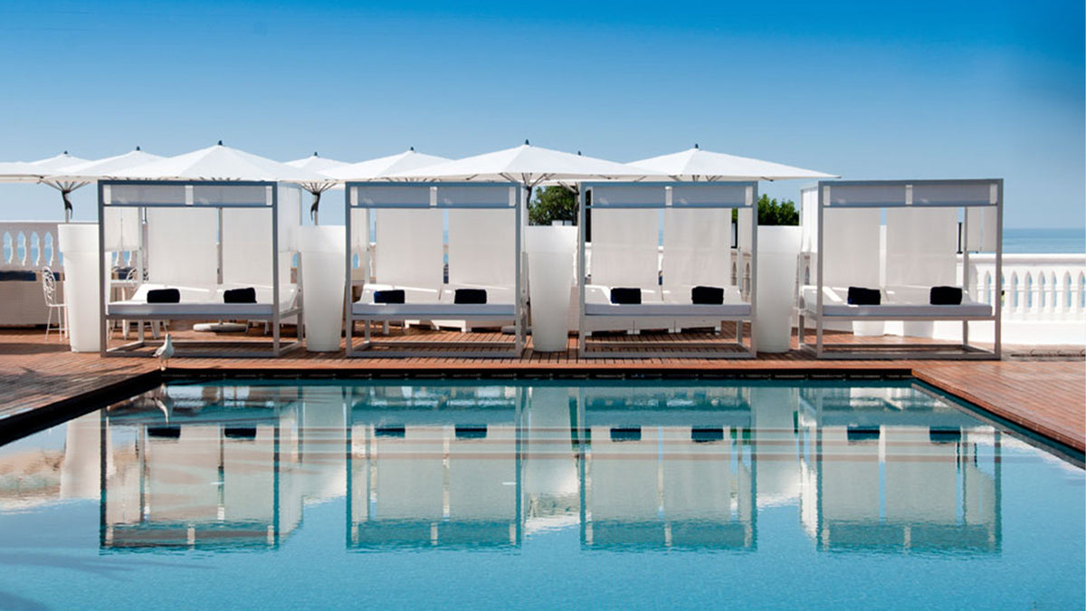 Elevated Daybed, image: Gandia Blasco