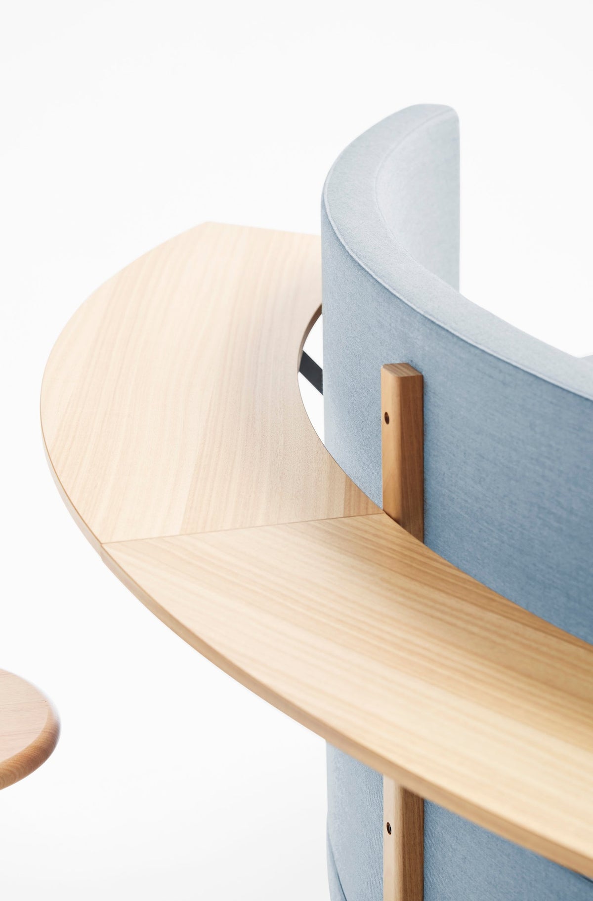 Derlot Homework Sofa Table