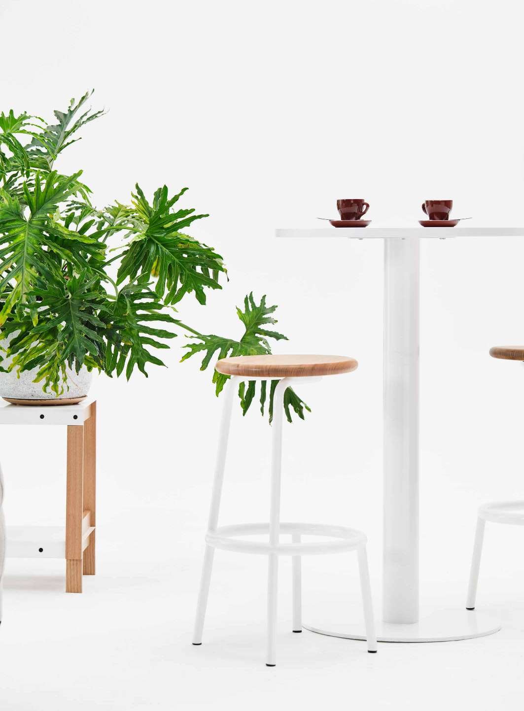 Derlot Rio Bar Table
