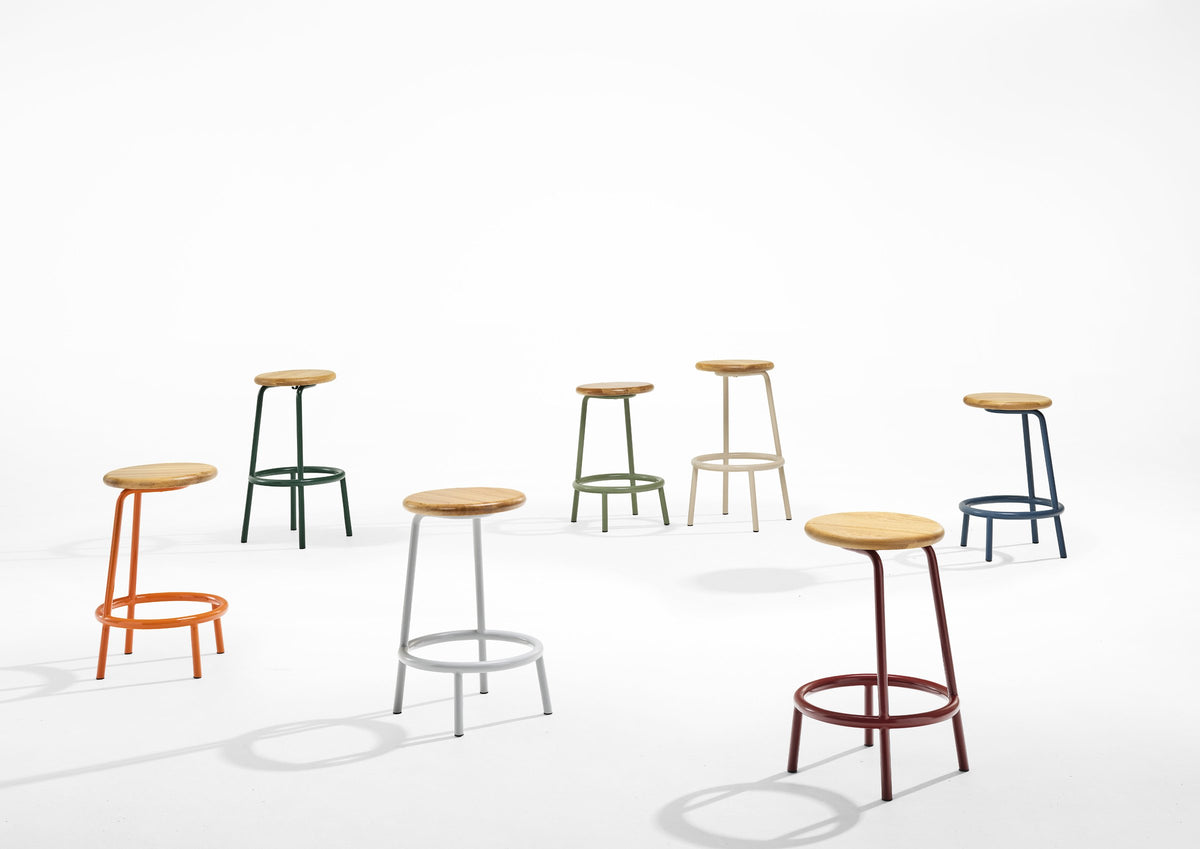 Derlot Volar Stool