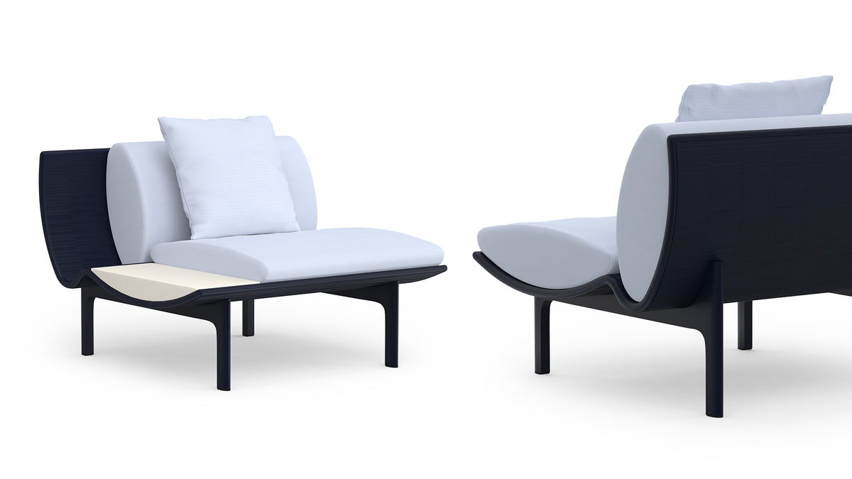 Gandia Blasco Dunne Lounge Chair with Table