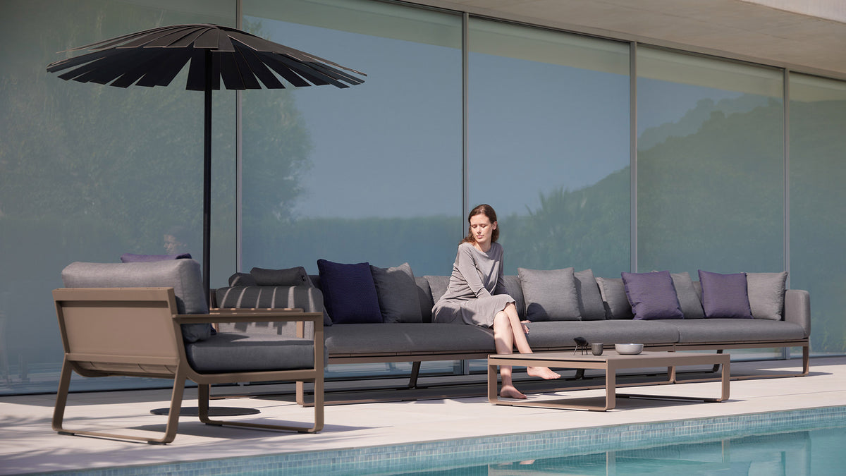 Ensombra folding parasol, image: Gandia Blasco