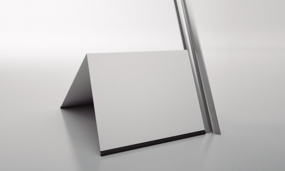Systemtronic iFlag Brochure Display