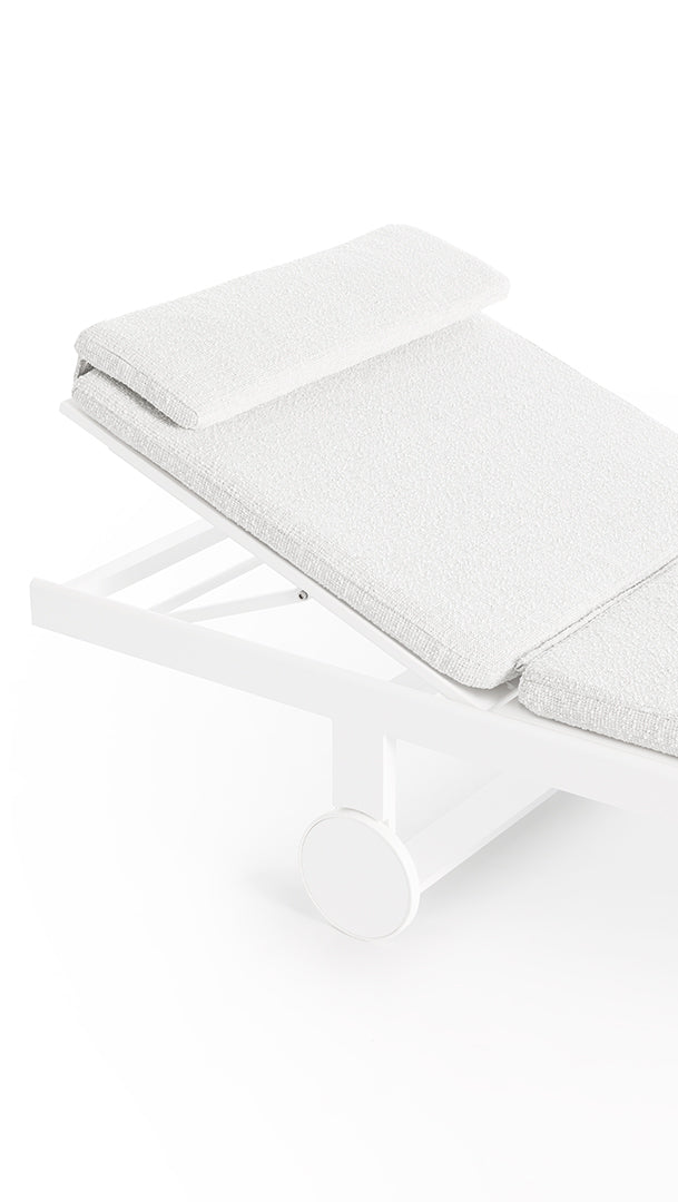 Flat High Chaise Lounge