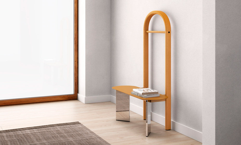 Systemtronic Croma Valet Stand. Photo: Systemtronic
