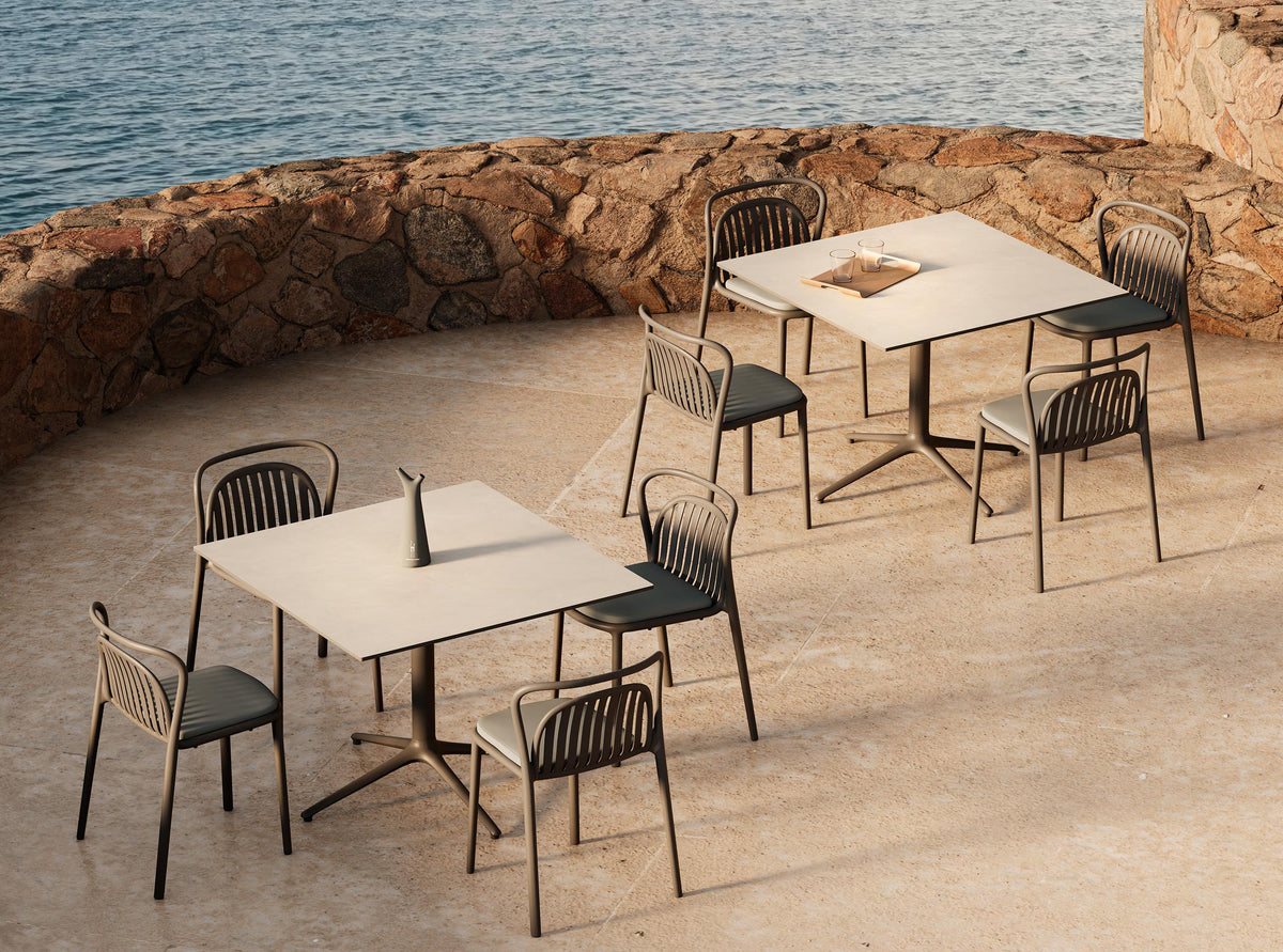 Harbor XL Dining Table by Diabla, image: Diabla