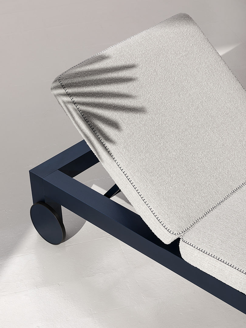 Islablanca chaise lounge, image: Gandia Blasco