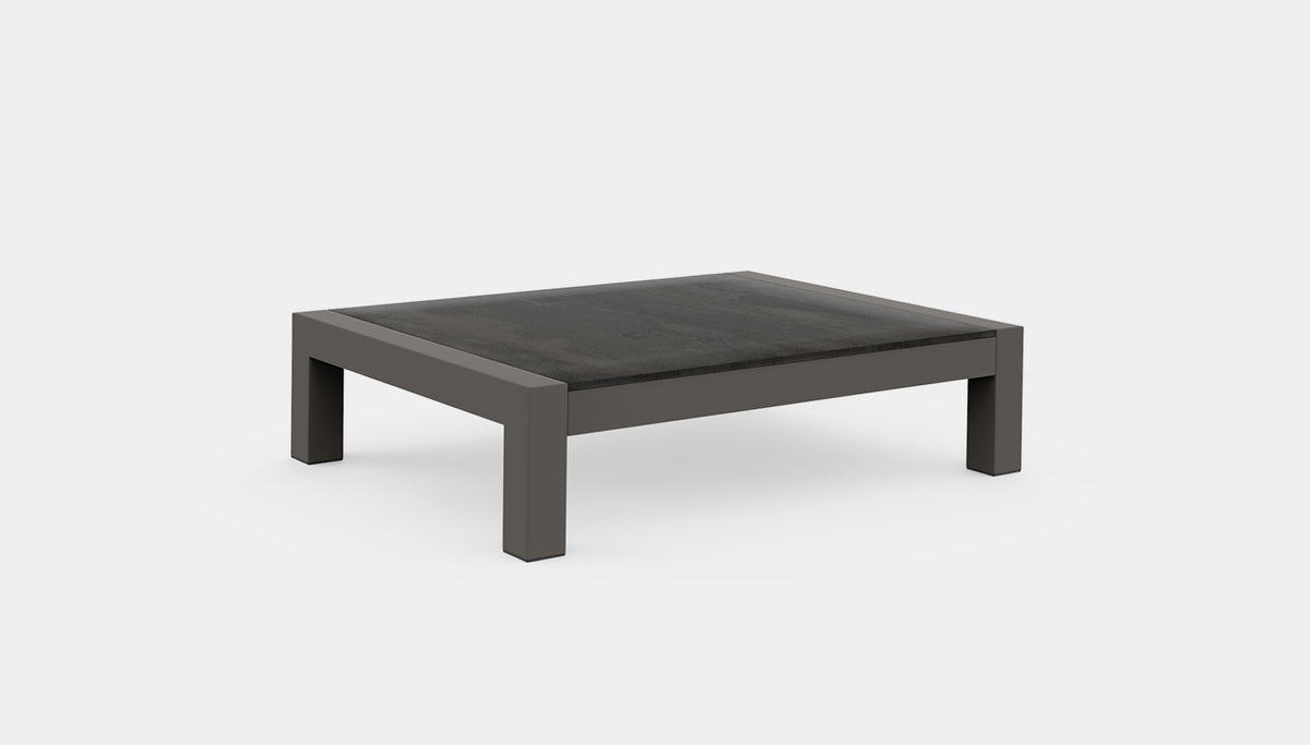 Islablanca coffee table, image: Gandia Blasco