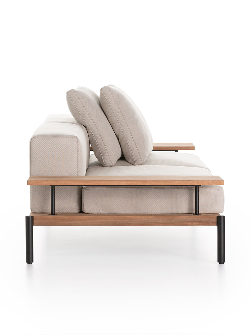 Lademadera 2-seat sofa, image: Gandia Blasco