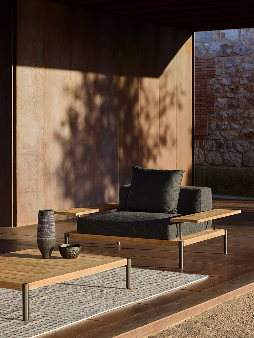 Lademadera coffee table, image: Gandia Blasco
