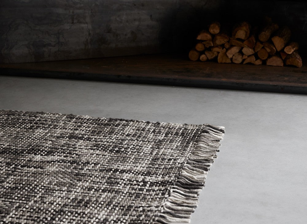 GAN Lama Rug, Grey