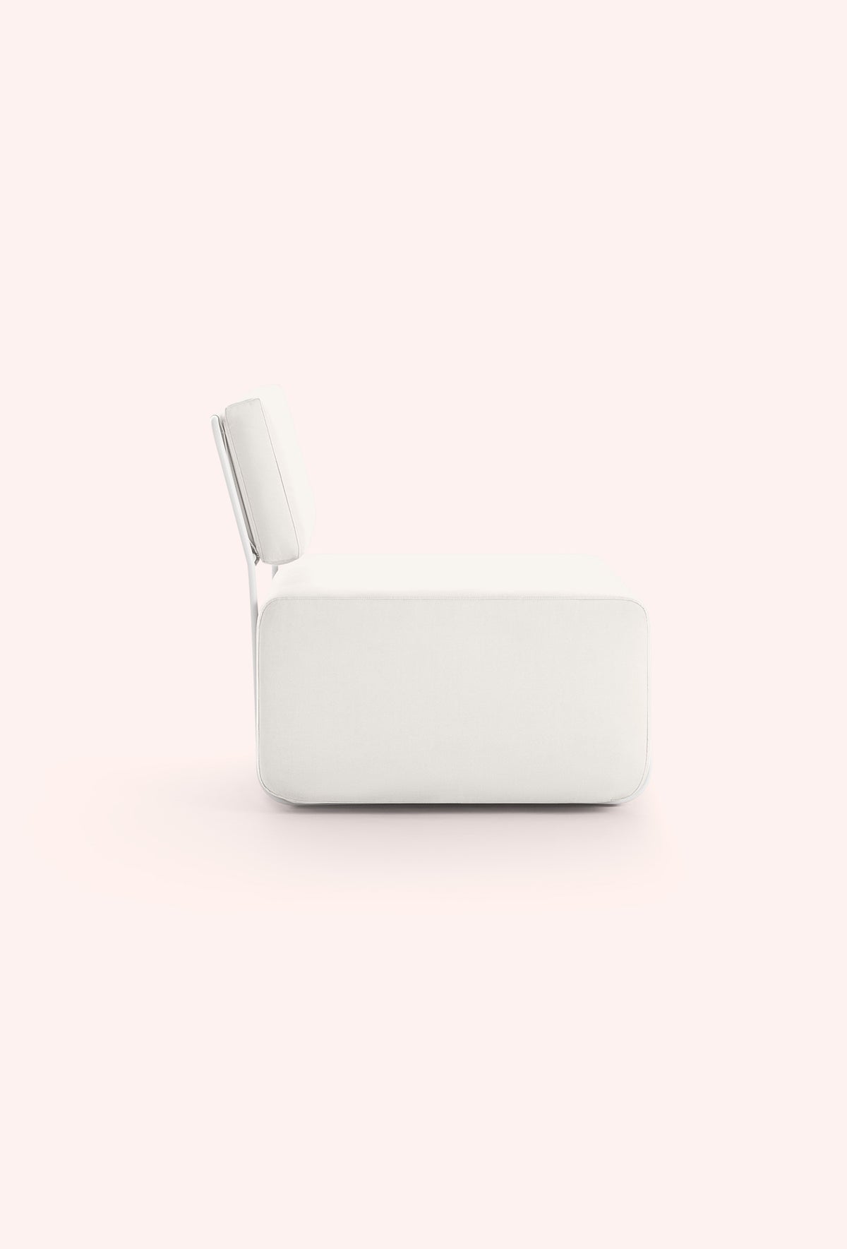 Diabla Lilly Lounge Chair, profile