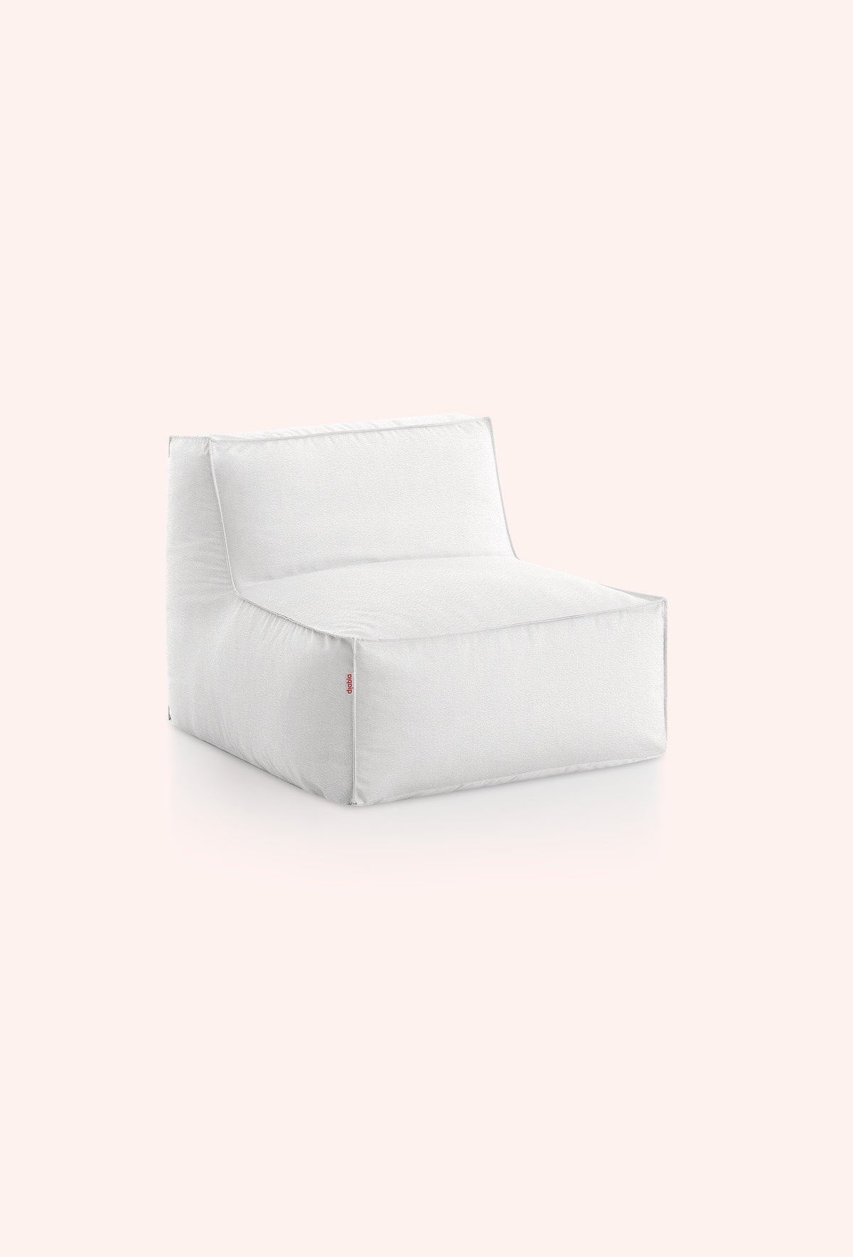 Mareta Lounge Chair, image: Diabla
