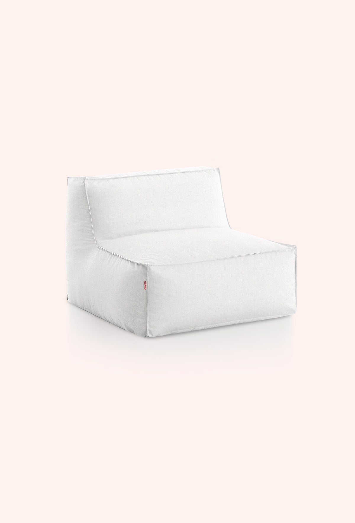 Mareta XL Lounge Chair, image: Diabla
