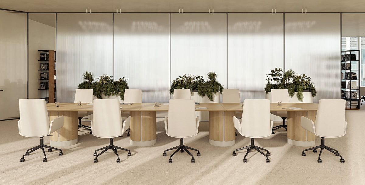Punt Hug Executive High Back Chair