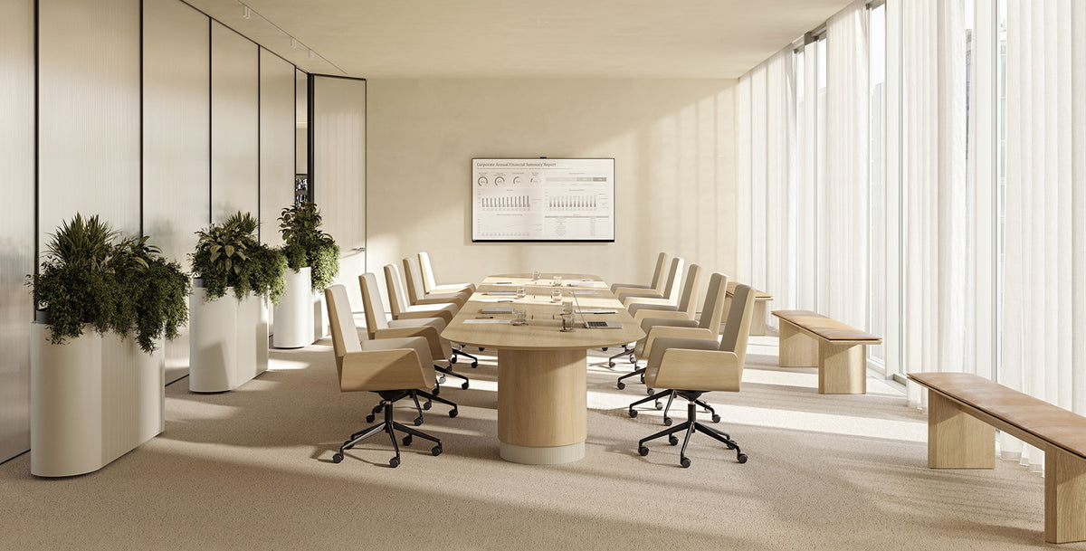 Punt Hug Executive High Back Chair