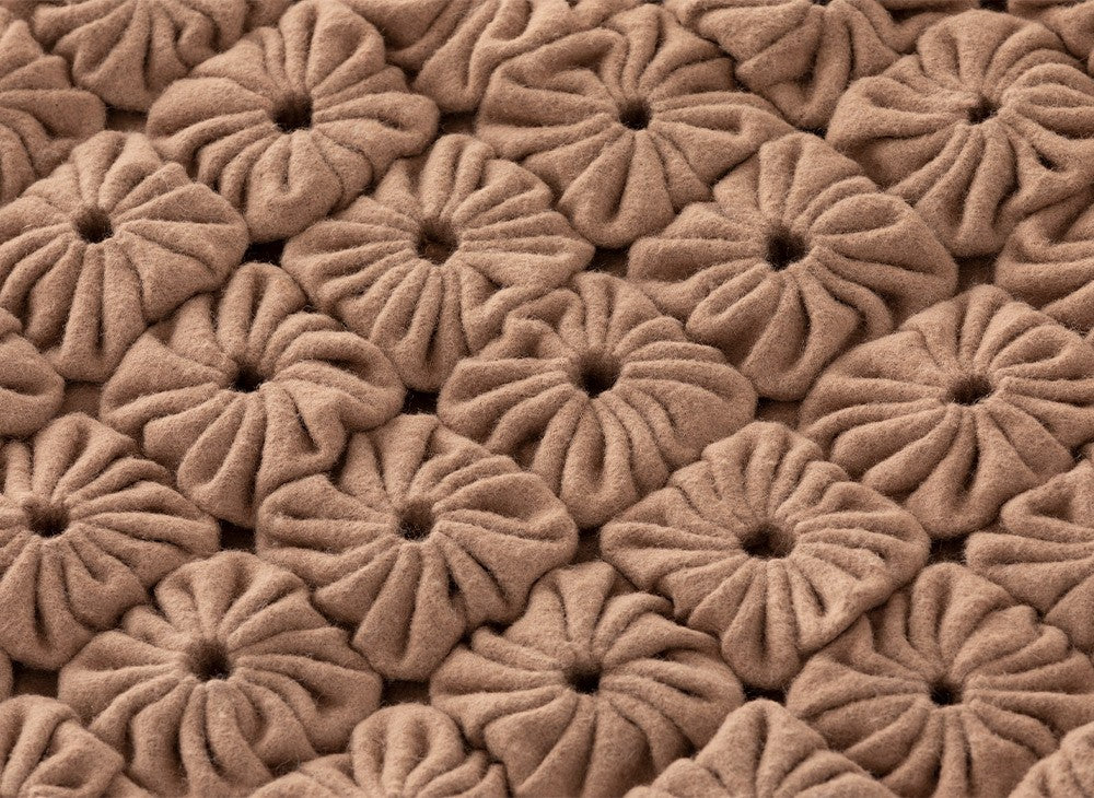 GAN Momos Rug, Camel