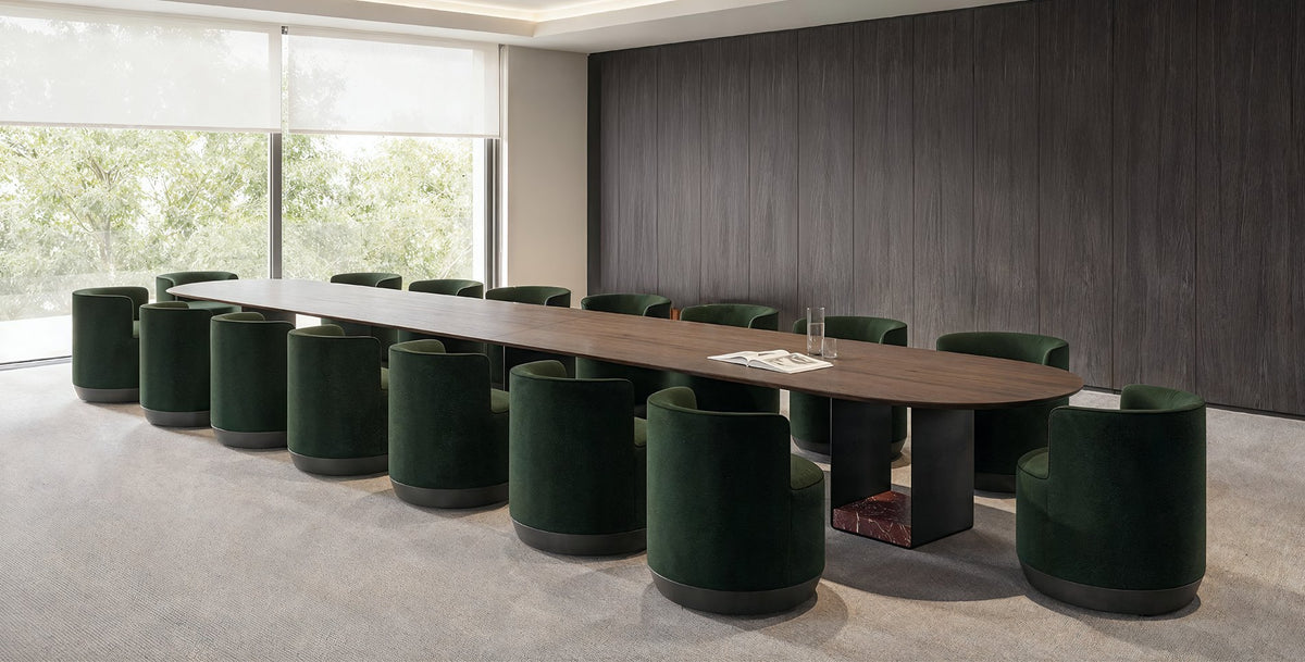 Punt Vacía Dining Table