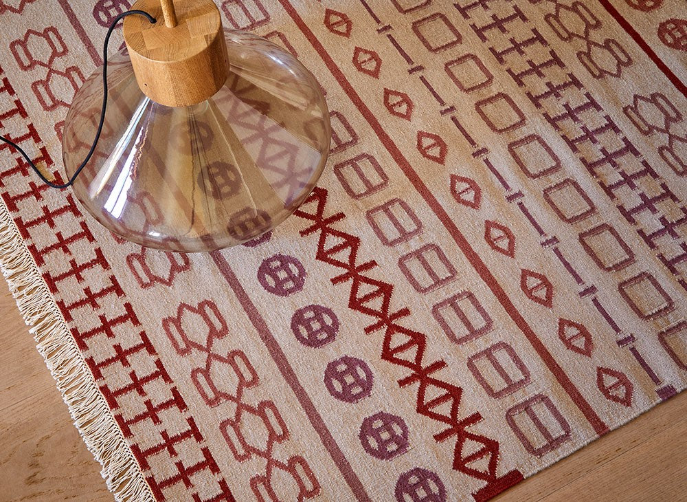 GAN Naidu Rug