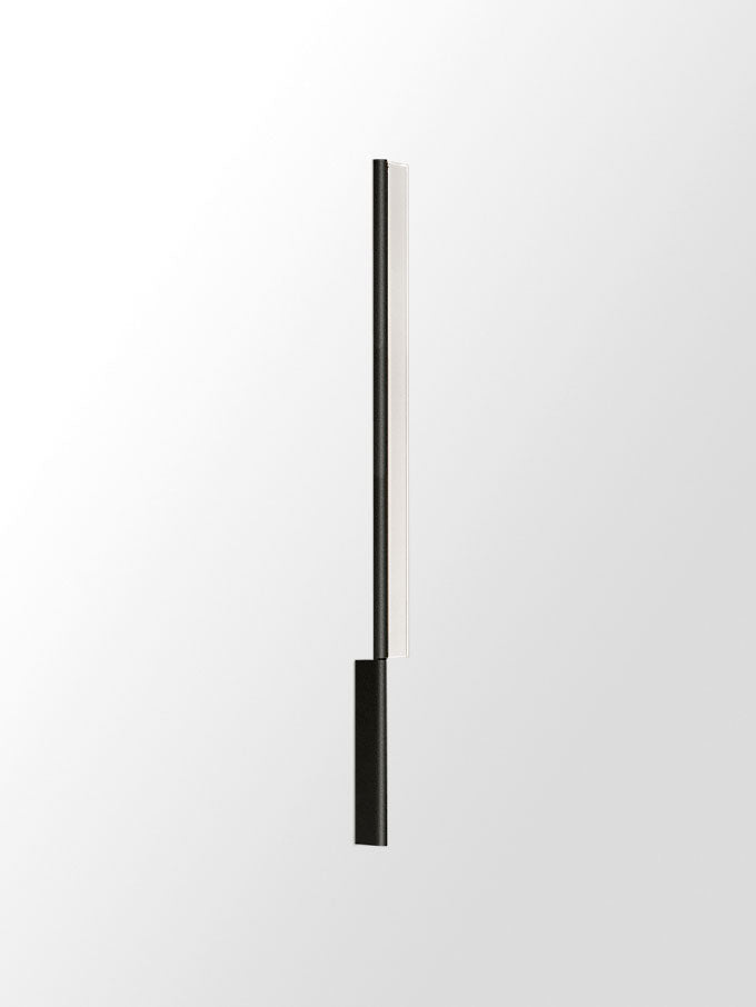 Napier Wall Lamp | Photo: Rakumba
