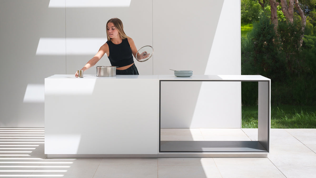 Nedra outdoor kitchen, image: Gandia Blasco