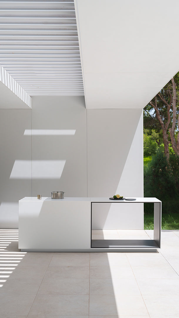 Nedra outdoor kitchen, image: Gandia Blasco