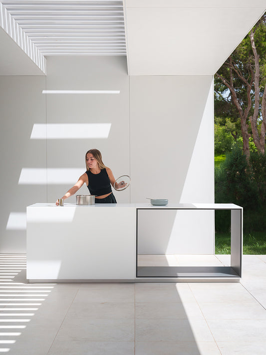 Nedra outdoor kitchen, image: Gandia Blasco