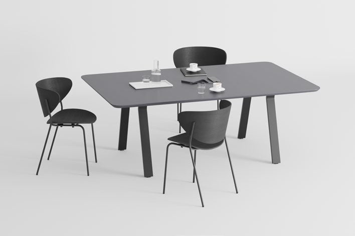 NUNC Ala conference table, Fenix top with chairs