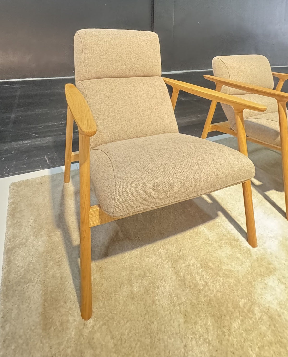 NUNC Dika High Chair prototype, three-quarter view